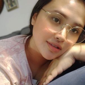 Meet your Posher, Arlynn